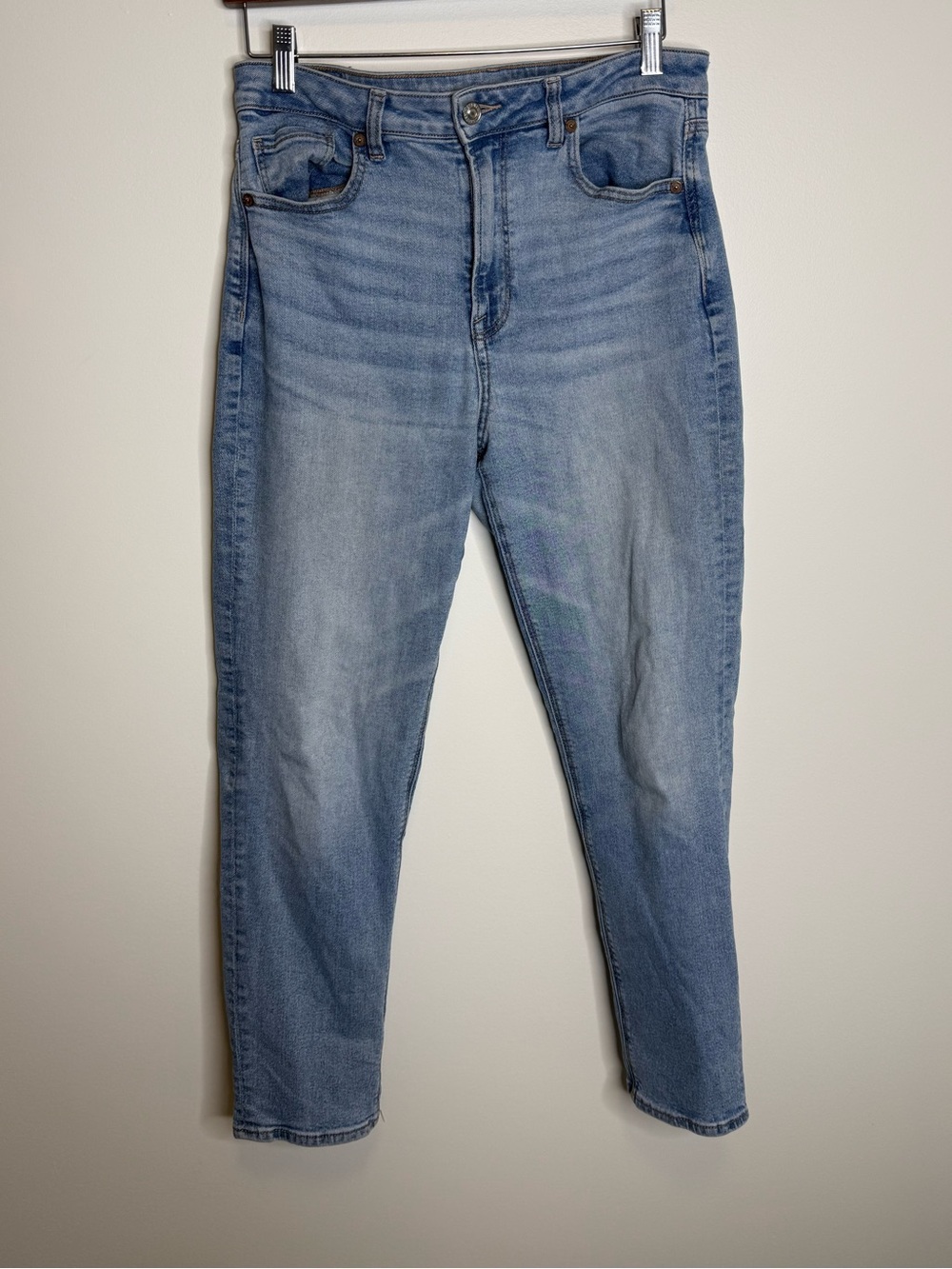 American Eagle Outfitters Light Blue Straight Leg Jeans mom size 8